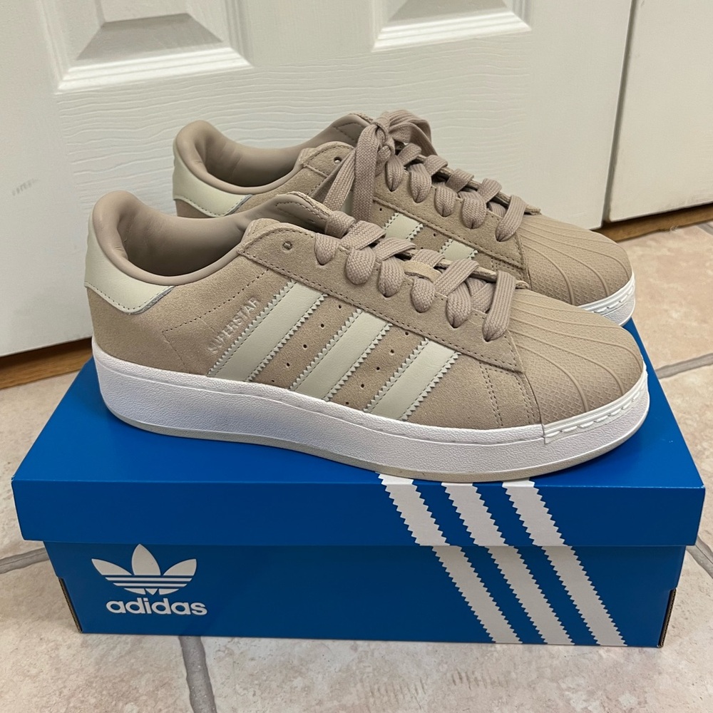 Adidas Superstar XLG Shoes - Wonder Beige / Cloud White / Size: 9.5 - Picture 2 of 7